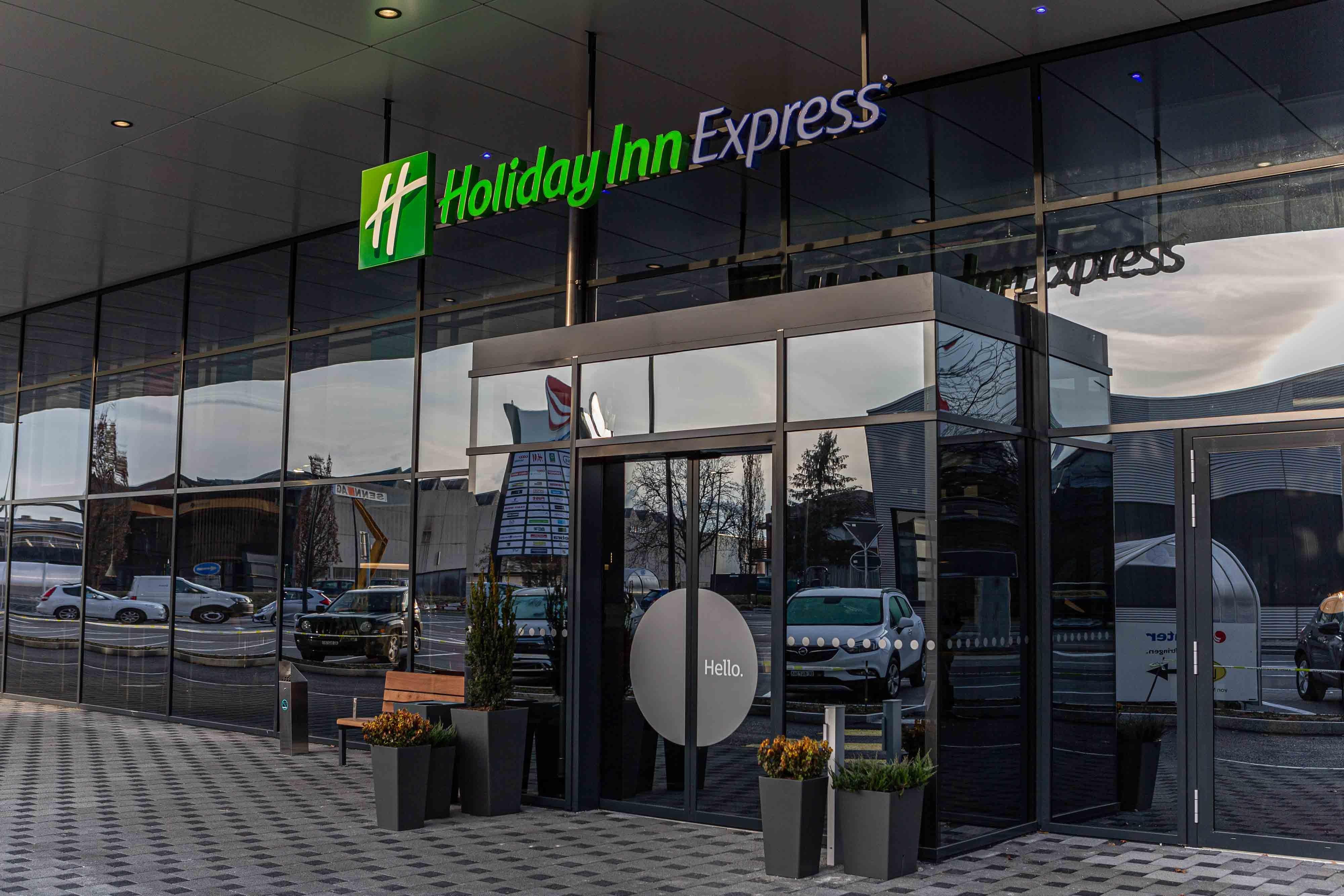 Holiday Inn Express - Aarburg - Oftringen, An Ihg Hotel Esterno foto
